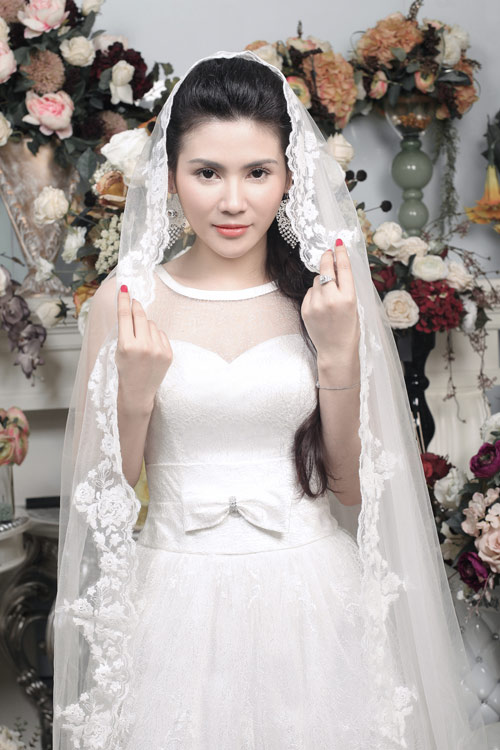 Quỳnh hoa,váy cưới,váy cưới 2012,diễn viên quỳnh hoa
