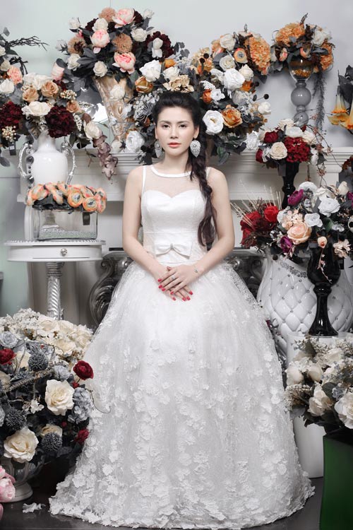 Quỳnh hoa,váy cưới,váy cưới 2012,diễn viên quỳnh hoa