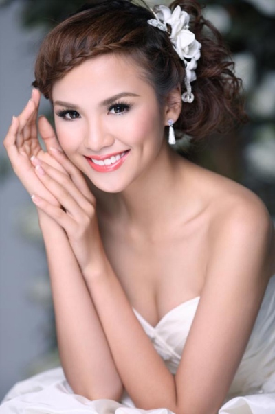 Hoa hậu Việt,yêu người ngoại quốc,Hương Giang,Mai Phương Thúy,Chung Thục Quyên,Diễm Hương