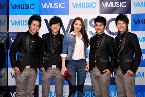 The Voice,Giọng hát Việt,Hà Hồ,Thu Minh,Đàm Vĩnh Hưng,Trần Lập