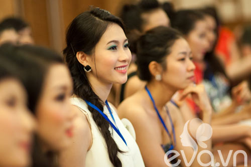 Hoa hậu,Hoa hậu Việt Nam 2012