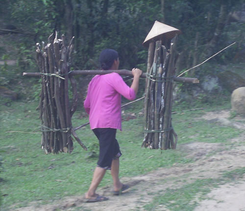 vụ án,đánh vợ,hiếp con