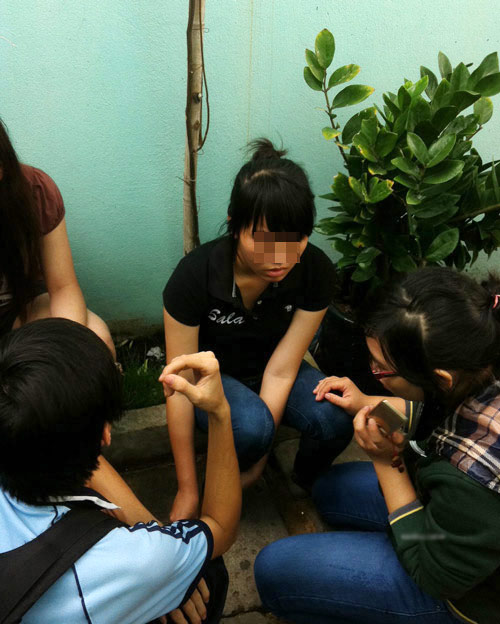 nữ sinh,người yêu,khống chế,tự sát