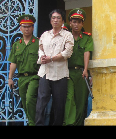 vụ án,án mạng,thiêu sống vợ,chồng giết vợ
