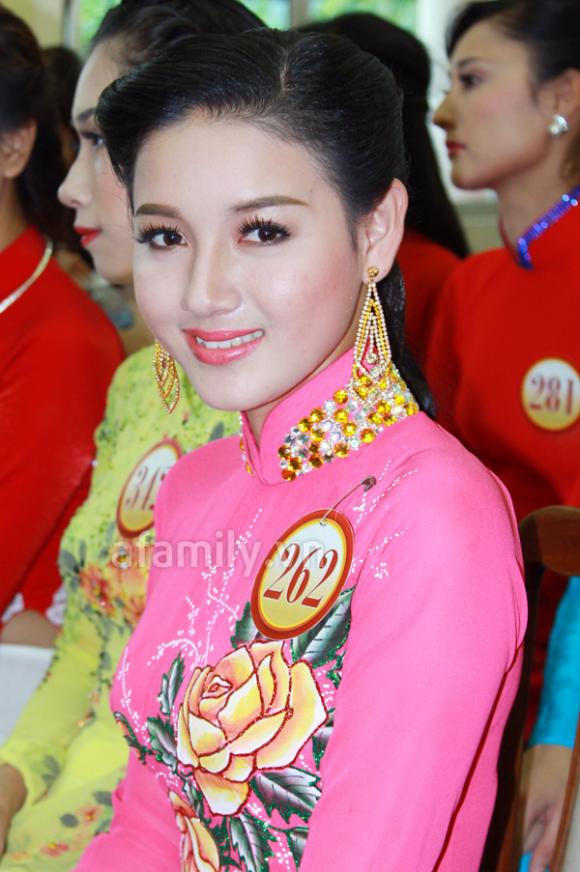 Hoa hậu,Hoa hậu Việt Nam 2012,Lý nhã kỳ,bản sao lý nhã kỳ