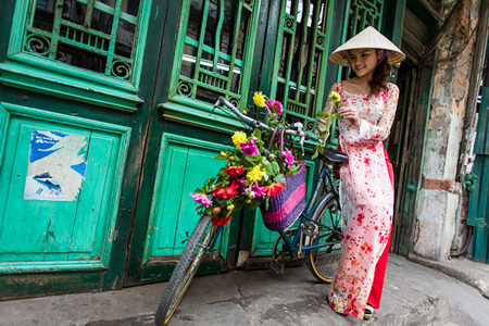giới trẻ,thiếu nữ việt,áo dài dân tộc