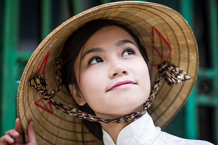 giới trẻ,thiếu nữ việt,áo dài dân tộc
