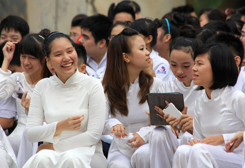 nữ sinh,năm học mới,khai giảng