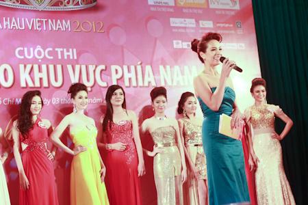 Hoa hậu,Hoa hậu Việt Nam 2012,Giải Vàng Siêu mẫu 2011,Vương Thu Phương