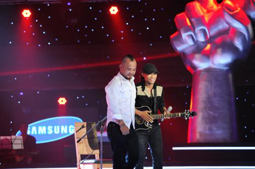 The Voice,Giọng hát Việt,Hà Hồ,Thu Minh,Đàm Vĩnh Hưng,Trần Lập,Bùi Anh Tuấn,Đinh Thị Thu Thùy 