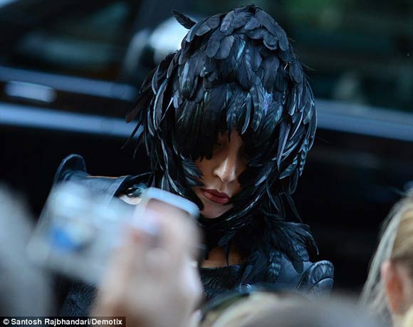 Lady Gaga,quái dị