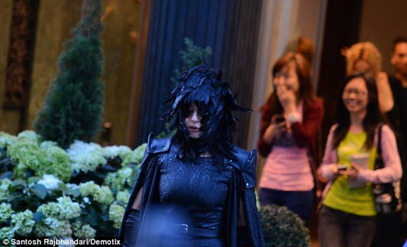 Lady Gaga,quái dị