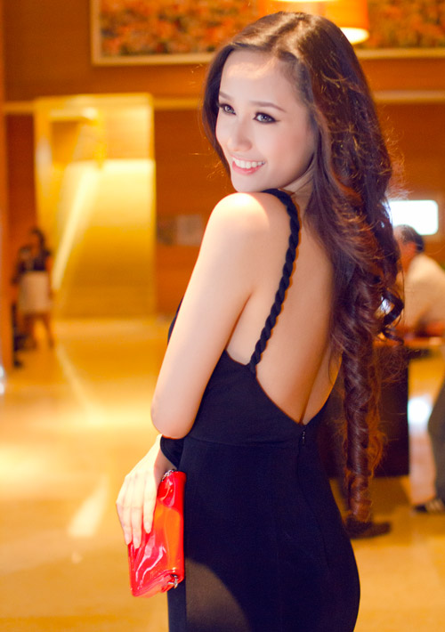 thời trang sao,mai phương thúy,ngọc hân,thùy dung,hoàng yến,angela phương trinh
