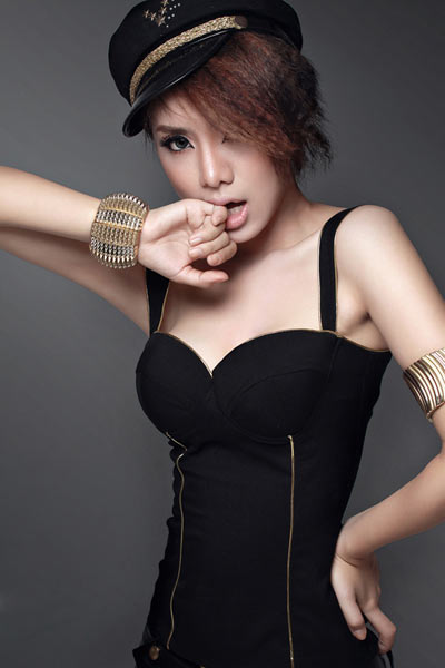Lan Trinh,ông bầu,Nguyễn hoàng vũ