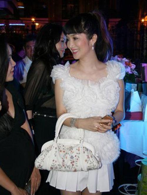 thời trang sao việt,giáng my