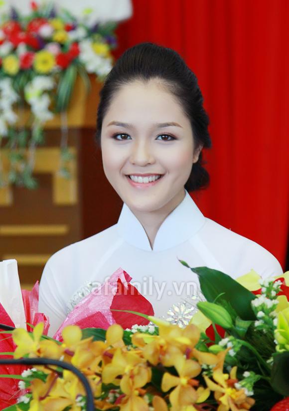 Hoa hậu,Hoa hậu Việt Nam 2012,Đặng Thu Thảo