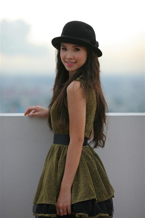 Khởi My,MV bước chân