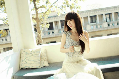Ngọc Trinh,nữ hoàng nội y,người mẫu,Cạp đất mà ăn