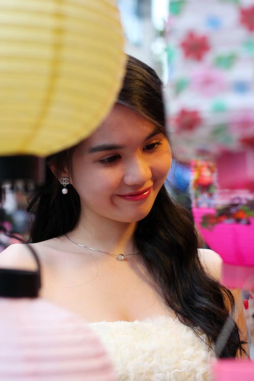 Ngọc Trinh,nữ hoàng nội y,người mẫu,Trung Thu
