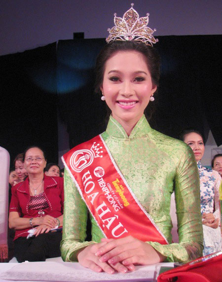 Hoa hậu,Hoa hậu Việt Nam 2012,Đặng Thu Thảo