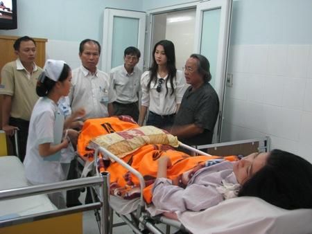 Hoa hậu,Hoa hậu Việt Nam 2012,Đặng Thu Thảo,Cô giáo trần hoàng xuân