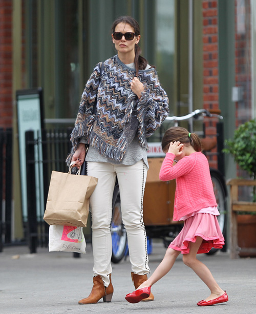 Katie Holmes,Suri
