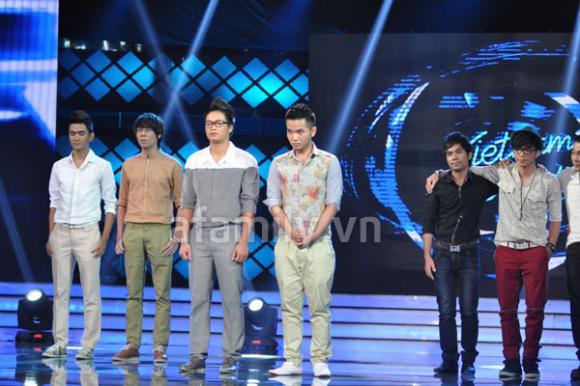 Thí sinh chuyển giới,Hương Giang,top 10 Vietnam Idol 2012