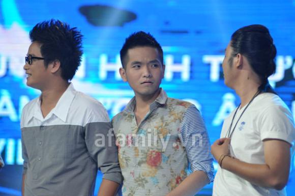 Thí sinh chuyển giới,Hương Giang,top 10 Vietnam Idol 2012