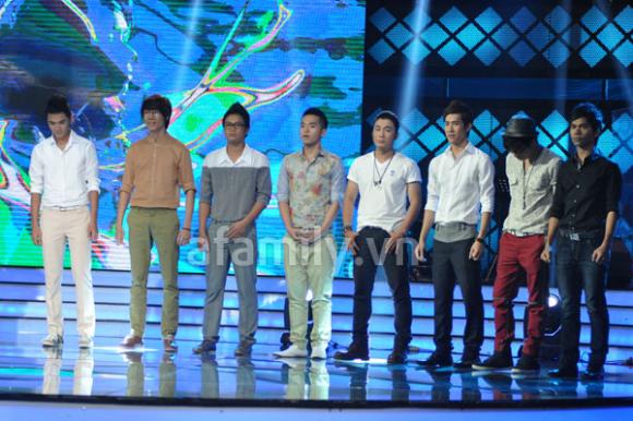 Thí sinh chuyển giới,Hương Giang,top 10 Vietnam Idol 2012