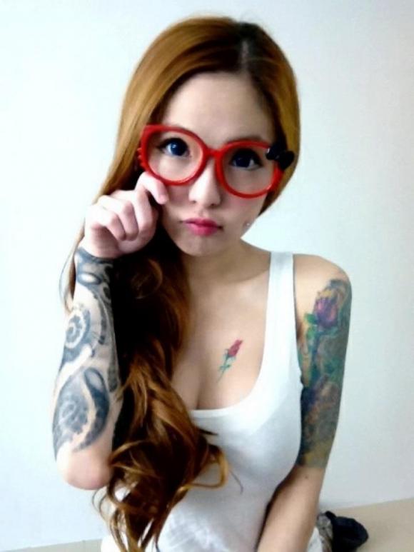 hot girl,Kinki Ryusaki,Thánh nữ Tattoo