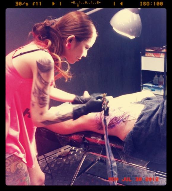 hot girl,Kinki Ryusaki,Thánh nữ Tattoo