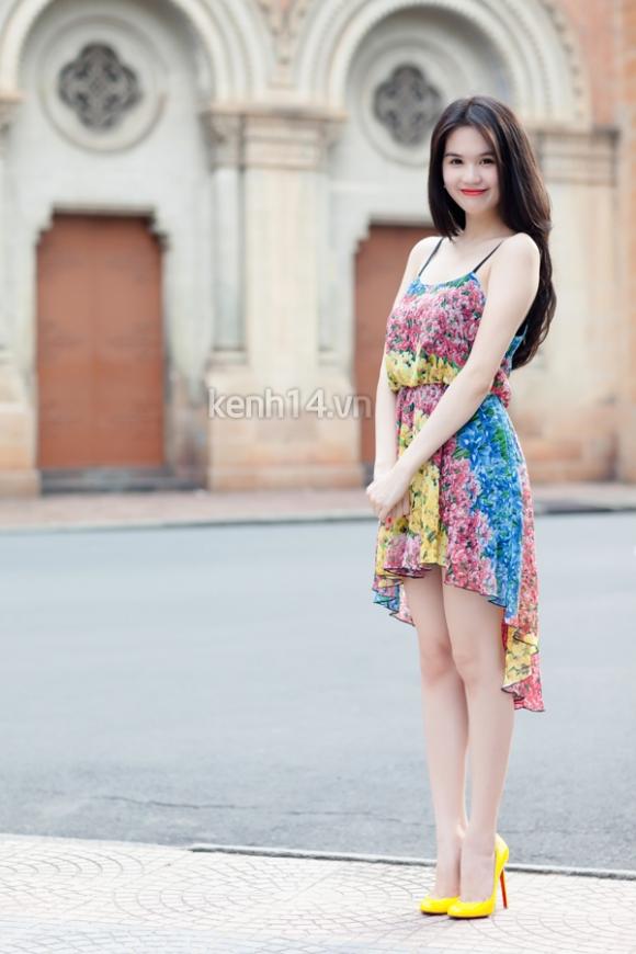Ngọc Trinh,nữ hoàng nội y,người mẫu