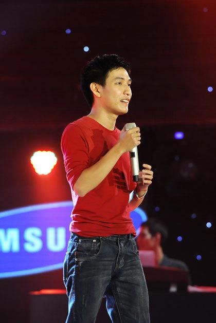 The Voice,Giọng hát Việt,Hà Hồ,Thu Minh,Đàm Vĩnh Hưng,Trần Lập,vòng thi Đối đầu