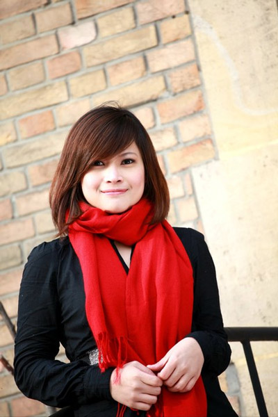 Miss Xuân,Miss Xuân 2013,Du học sinh