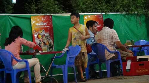 Ăn xin,chăn dắt trẻ ăn xin