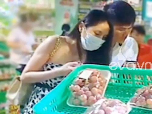 Công Vinh,CV9,Thủy tiên,Thủy Tiên sinh con