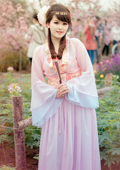 Cosplay,Vườn hoa Nhật Tân,Nữ sinh Hà thành