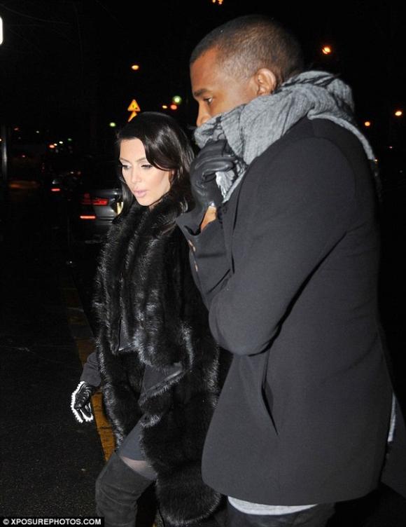Kim Kardashian,kim siêu vòng ba,Kanye West,trang sức