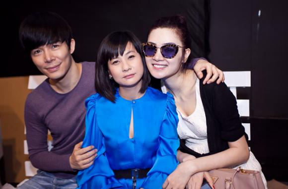 Ngọc Oanh,Tăng Thanh Hà,Túi Prada