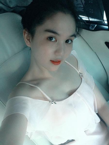 Kiều nữ Việt,Sao Việt Tự sướng,Vy Oanh,Hoàng Yến,Hồ Ngọc Hà