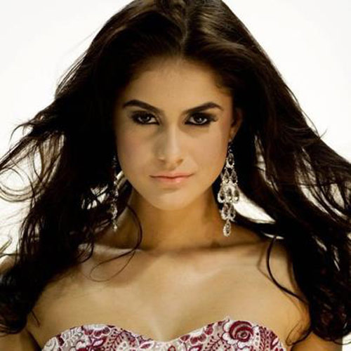 Camila Bezerra,Người mẫu