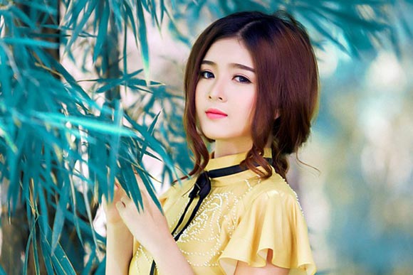 Lily Luta,Bạn gái Bùi Anh Tuấn,Nguyễn Thị Lượm