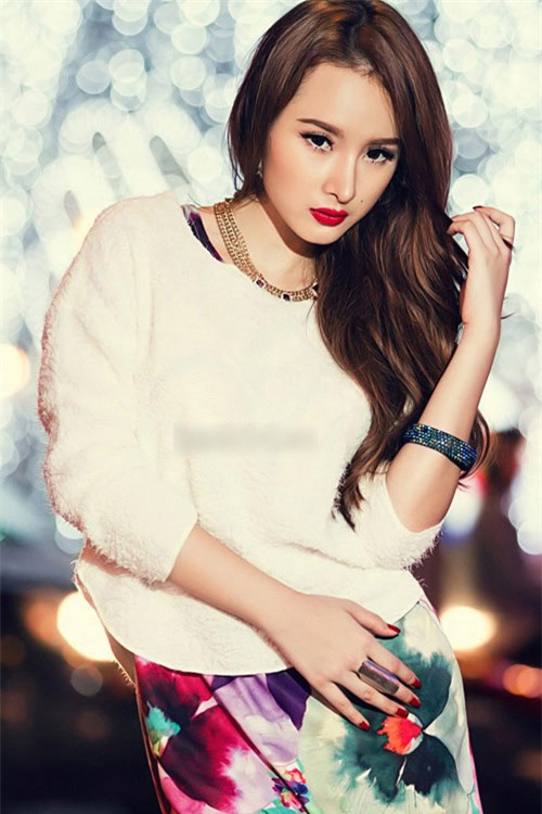 Lan Phương,Mai Khôi,Angela Phương Trinh,Hoàng Thùy Linh,showbiz việt