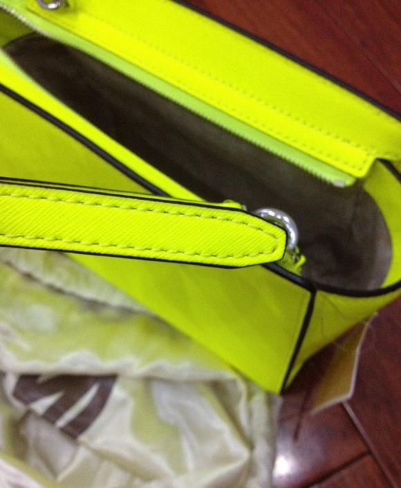 Michael Kors Selma,Hương Giang,Pha Lê,Hàng Fake