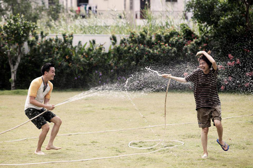 Minh Hằng,Lương Mạnh Hải,Vừa đi vừa khóc,đạo diễn Vũ Ngọc Đãng