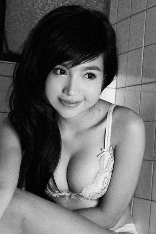 Ngọc Trinh,Mai Thỏ,Elly Trần,Thủy Top