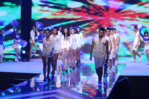 Siêu mẫu Việt Nam 2013,Hoàng My,Siêu mẫu Lan Khuê