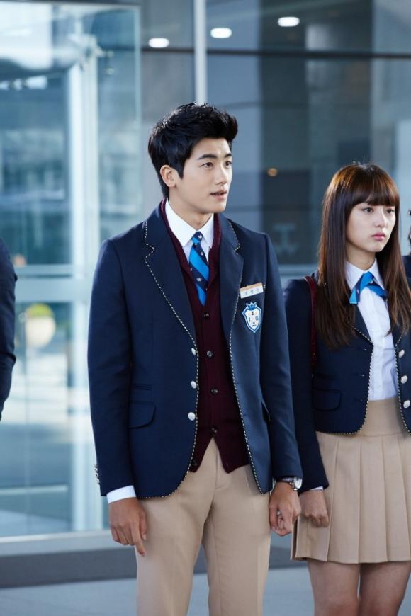 THE HEIRS,NHỮNG NGƯỜI THỪA KẾ,LEE MIN HO,PARK SHIN HYE,KIM WOO BIN,HÀN QUỐC,ĐỐI ĐẦU,TRANG PHỤC GÁI ĐẸP,DIỄN VIÊN