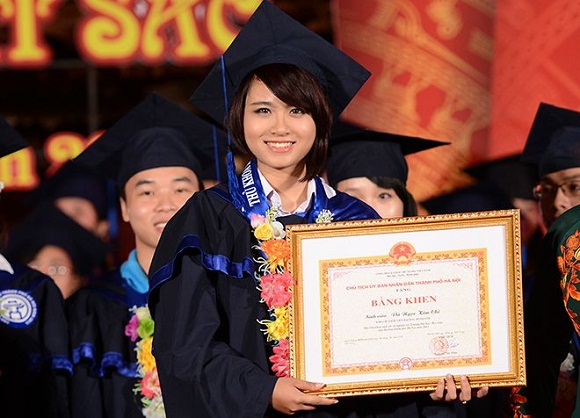 Thủ Khoa Đại Học,Nữ Thủ Khoa,Thủ khoa khối C 2013