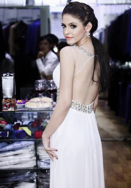 Ngọc Trinh,Lý Nhã Kỳ,Andrea,Elly Trần